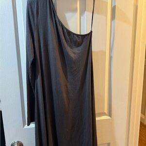 LA Made One-Shoulder Dress (stone-grey)